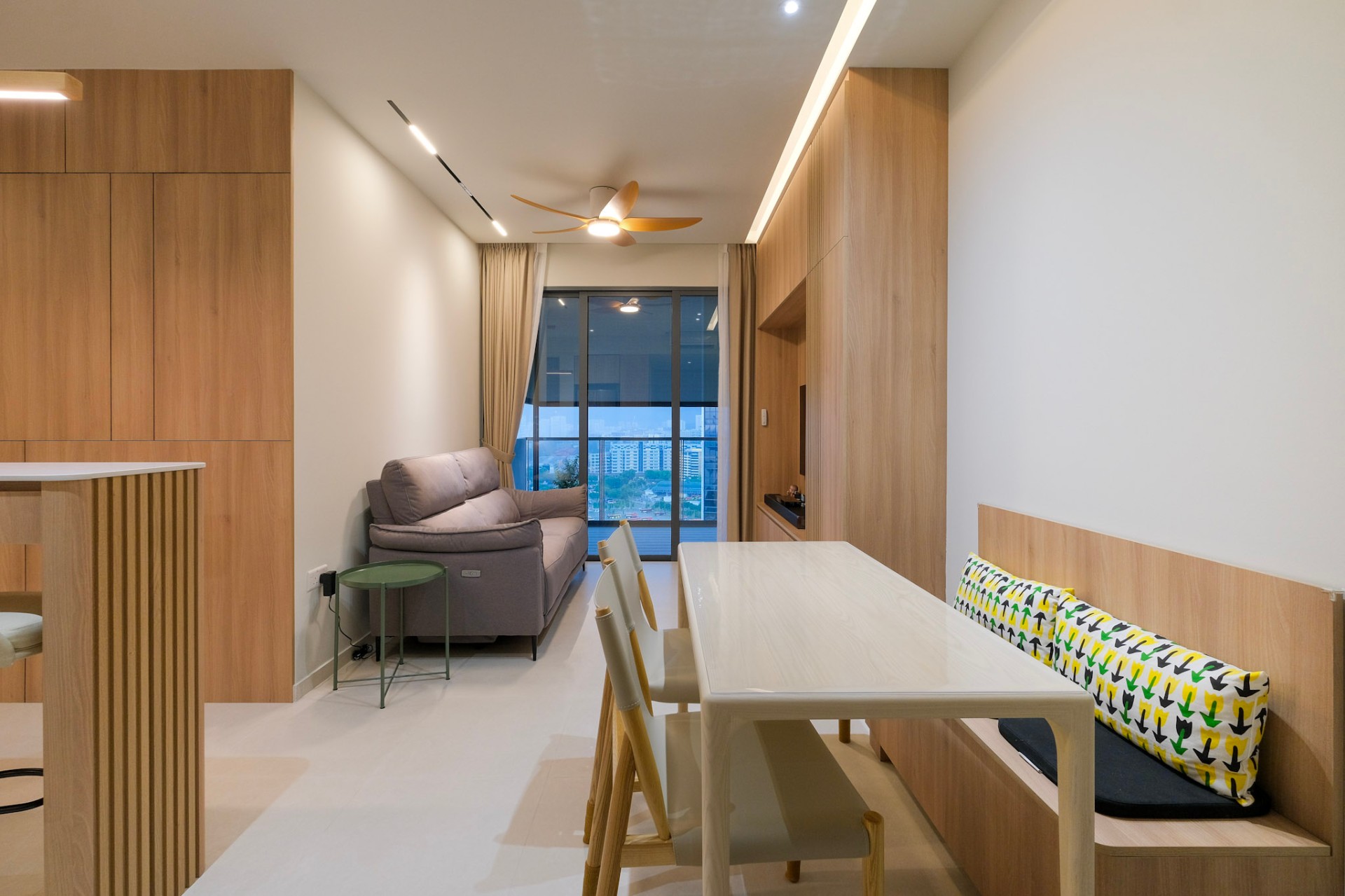 Twin View Condo 11