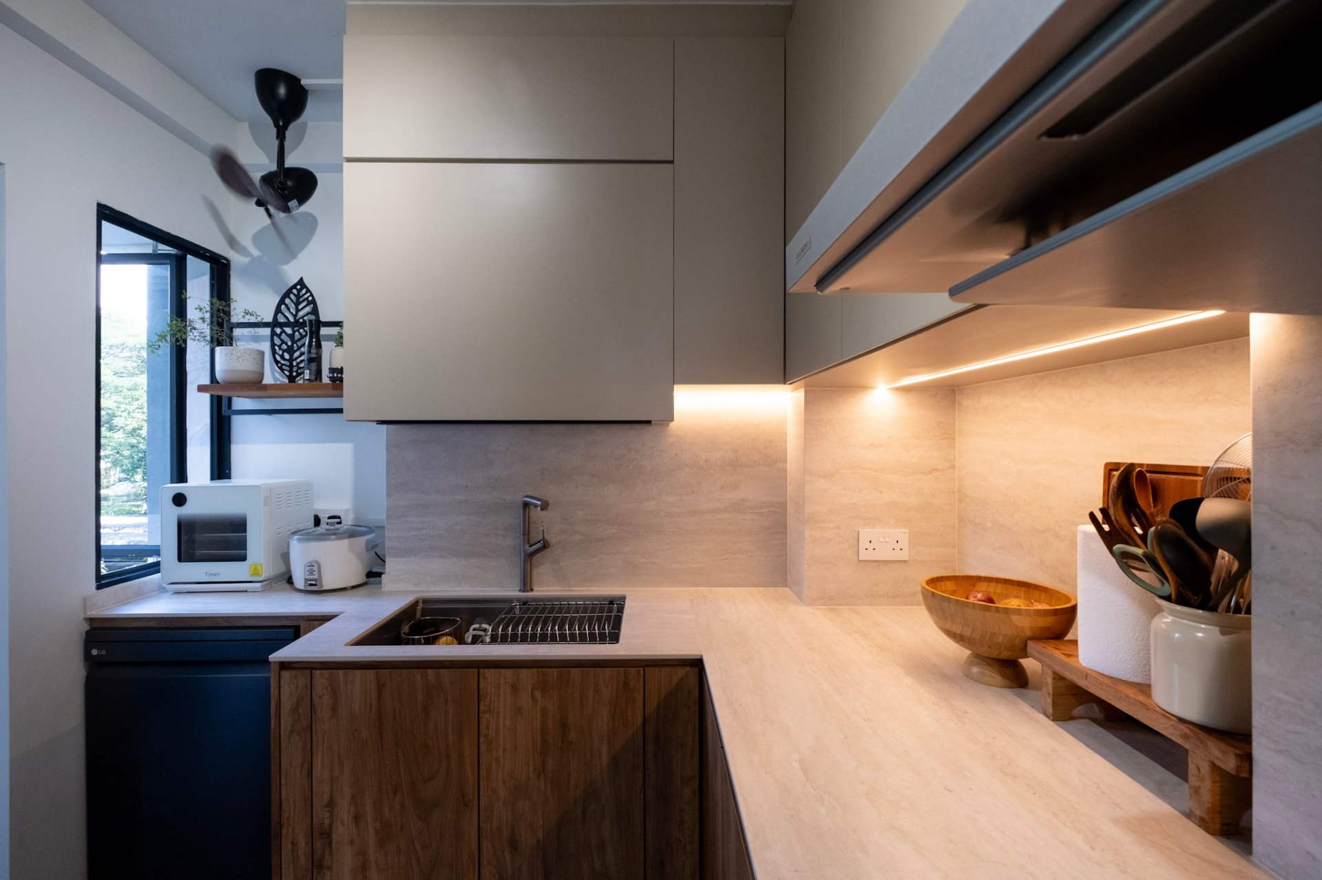152 Gangsa Road 28